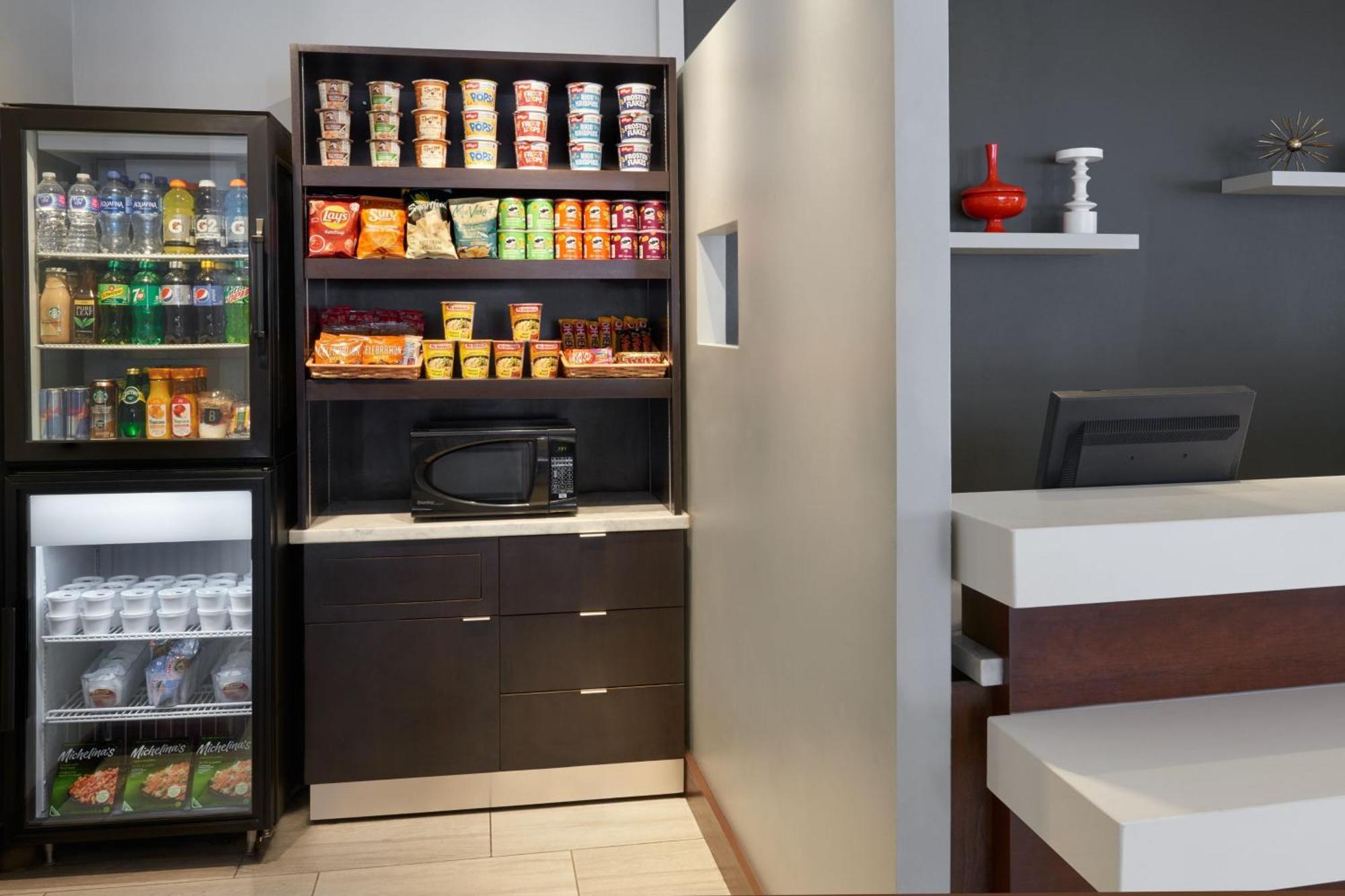 Courtyard By Marriott Ottawa Downtown Hotell Exteriör bild