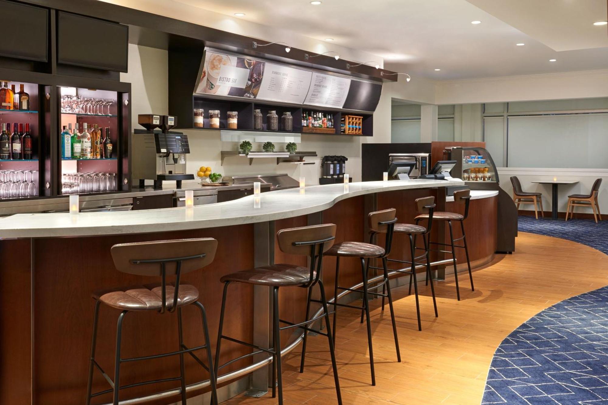 Courtyard By Marriott Ottawa Downtown Hotell Exteriör bild