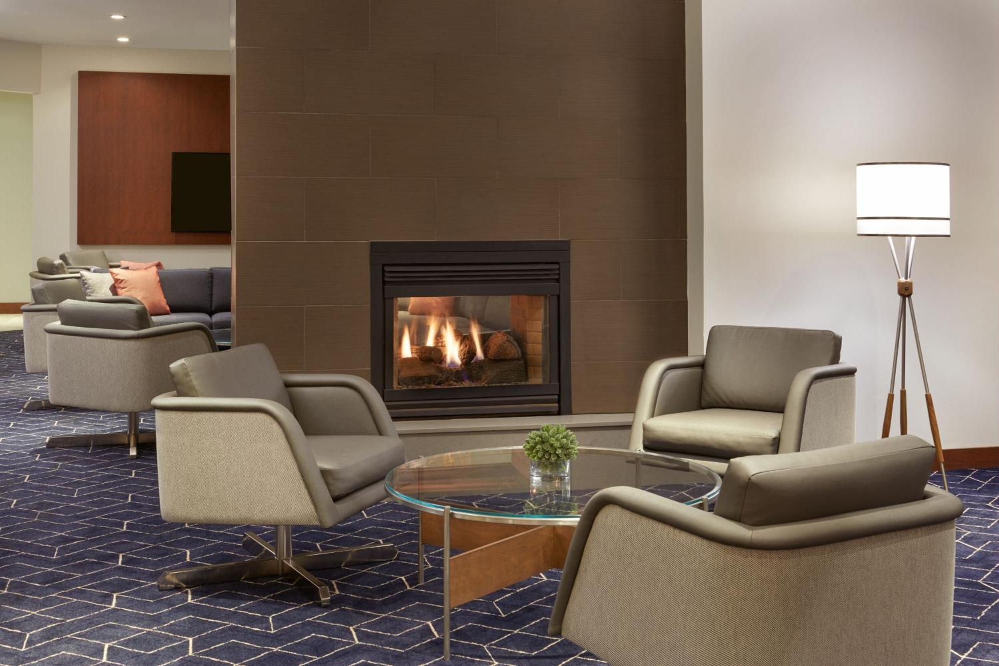 Courtyard By Marriott Ottawa Downtown Hotell Exteriör bild