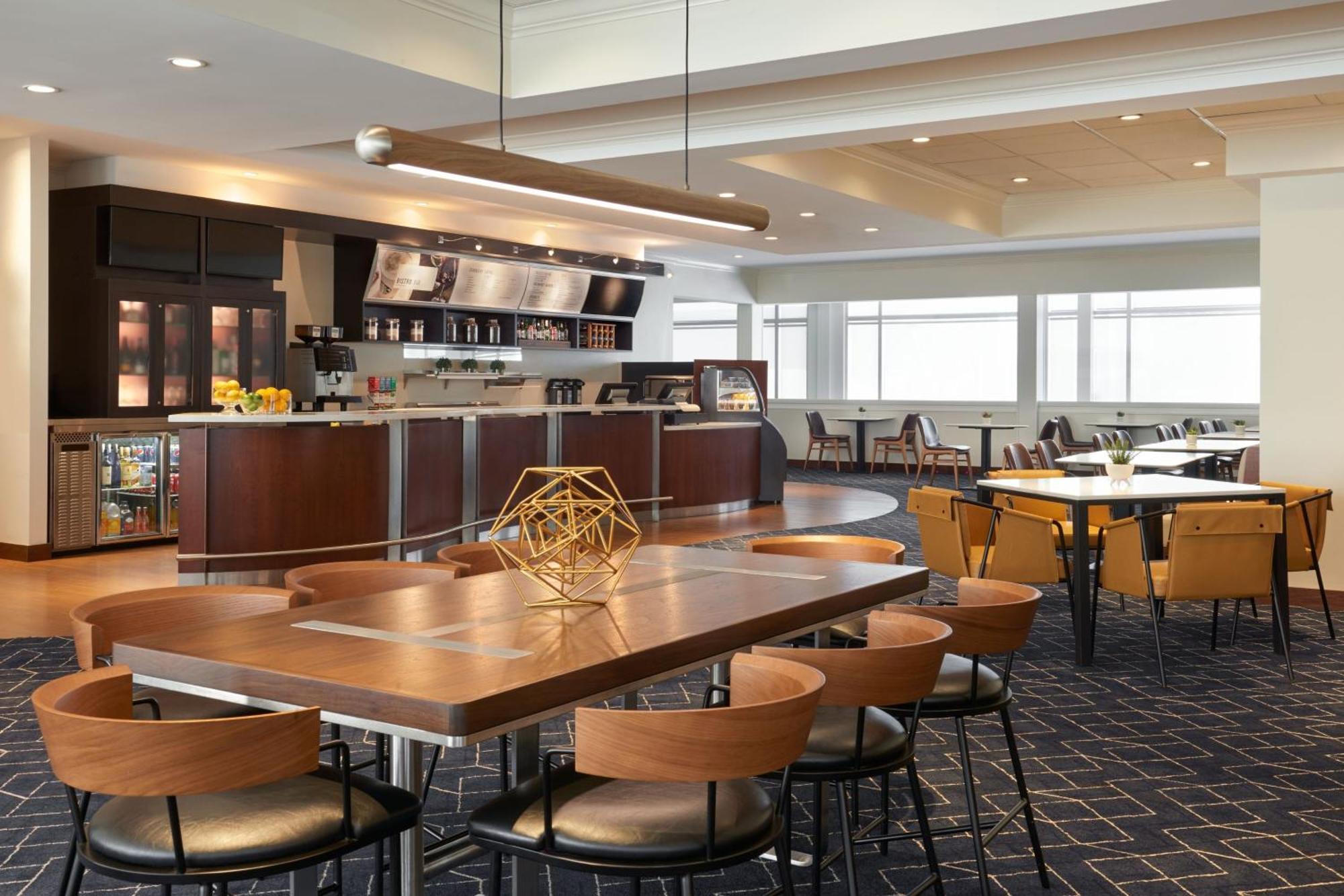 Courtyard By Marriott Ottawa Downtown Hotell Exteriör bild